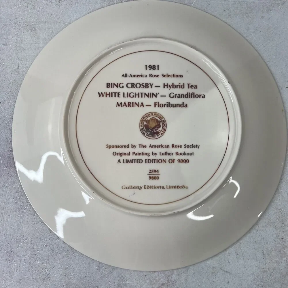 1981 WHITE‎ LIGHTNIN' American Rose Society Plate 2594- 9800